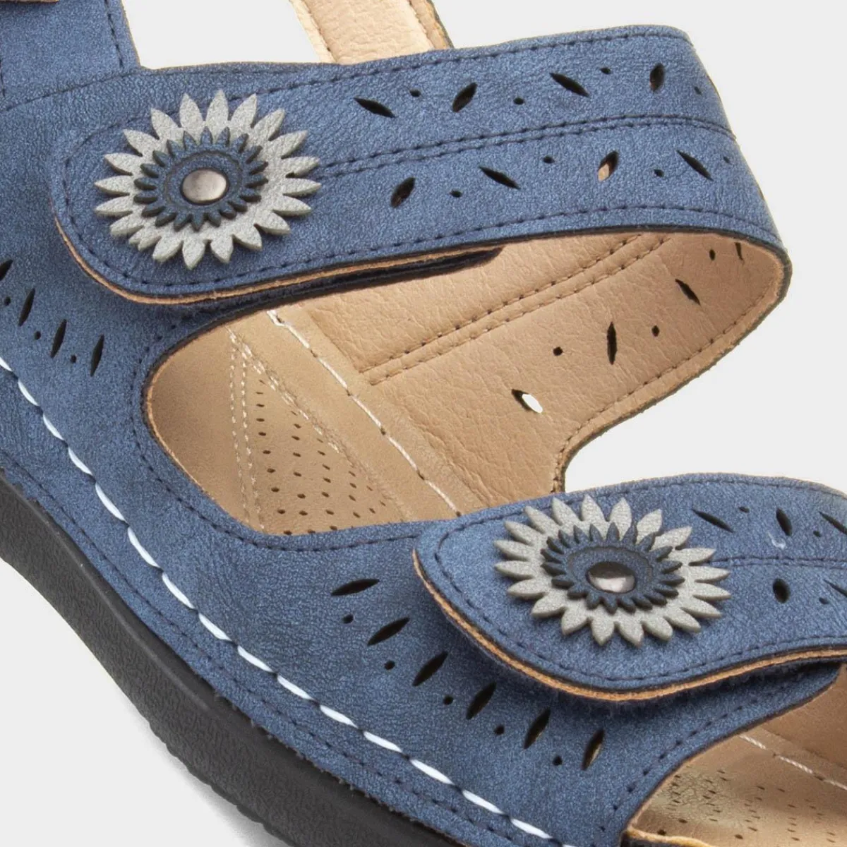 Meryl Womens Navy Wedge Sandal*Cushion Walk Outlet
