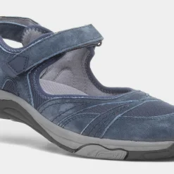 Brylee Womens Navy Casual Shoe*Free Spirit Clearance