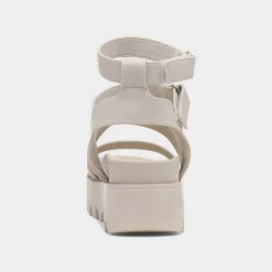 Cynthia Womens Strappy Chunky Sandal*Heart Hot