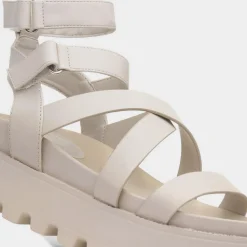 Cynthia Womens Strappy Chunky Sandal*Heart Hot