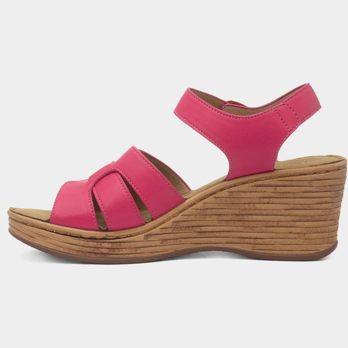 Dizzy Womens Wedge Sandal*Heavenly Feet Sale