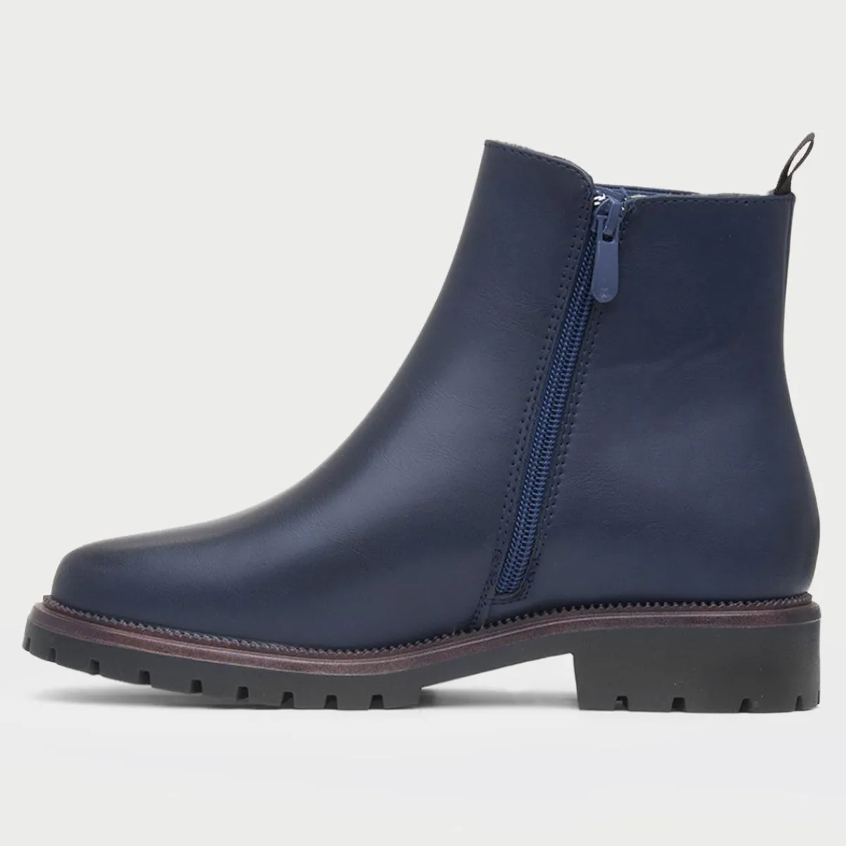 Larissa Womens Navy Chelsea Boot*Heavenly Feet Clearance