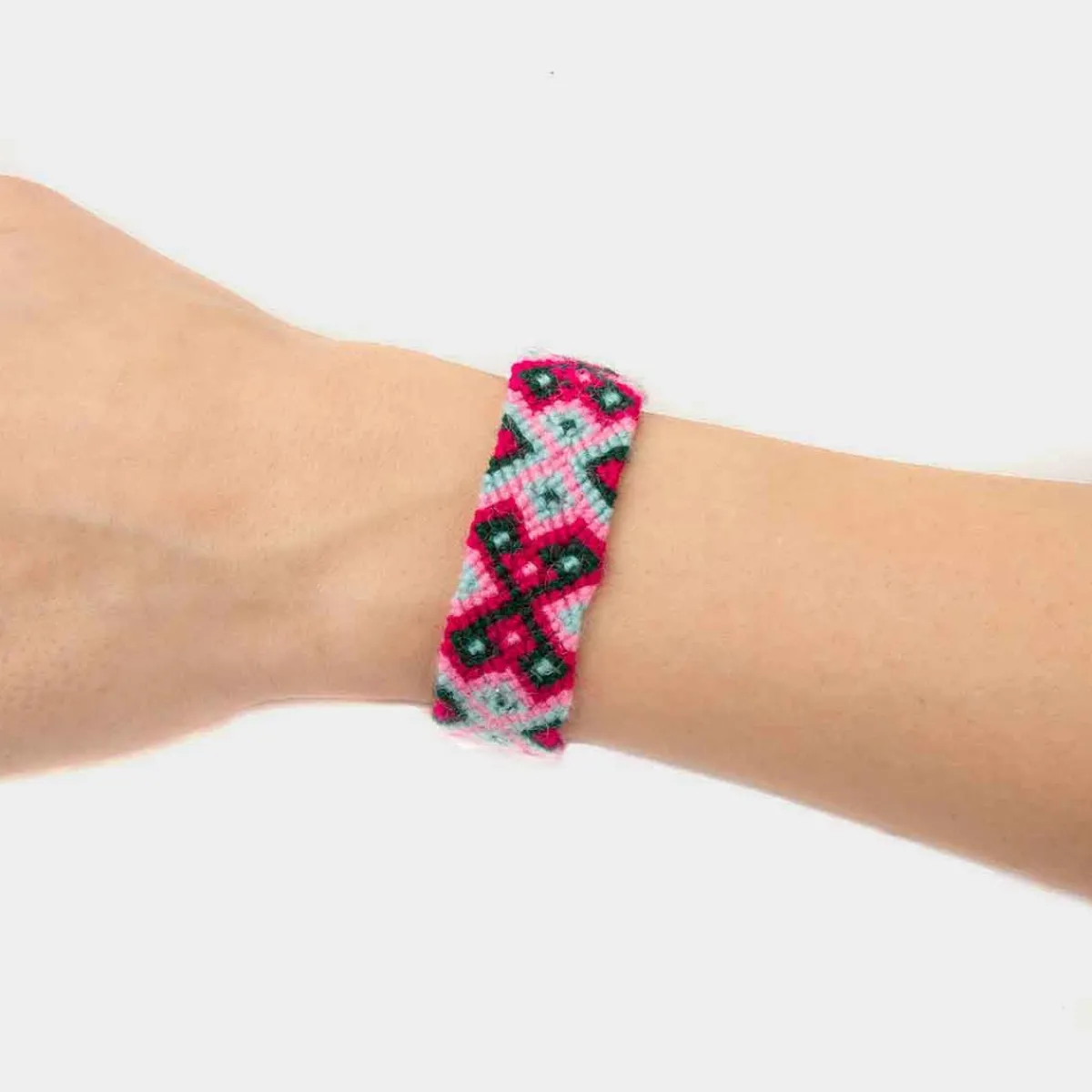 Huascaran Friendship Bracelet*shoezone Hot