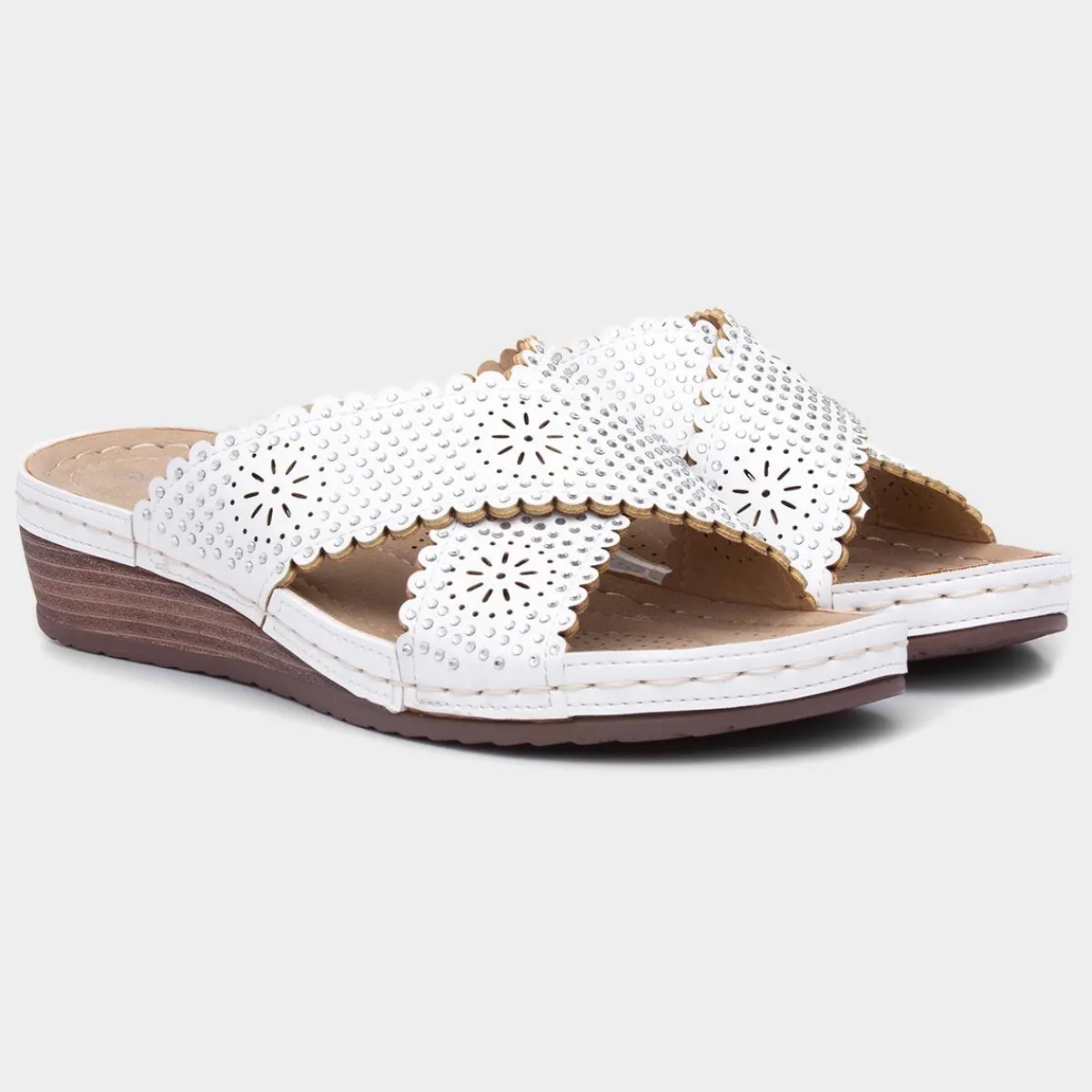 Sybil Womens White Slip On Wedge Sandal*Lilley Sale