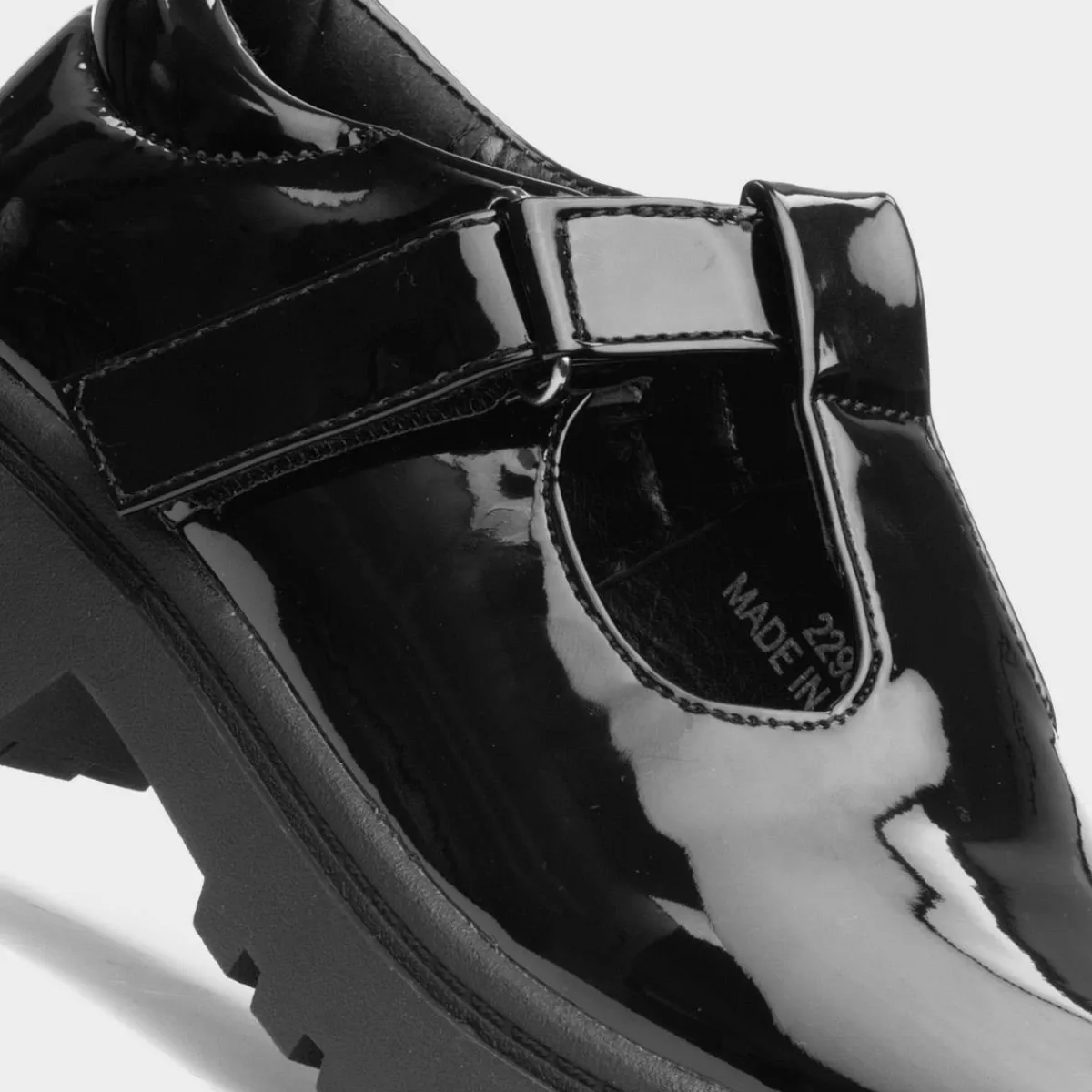 Carly Girls Black Patent School Shoe*Little Diva Clearance