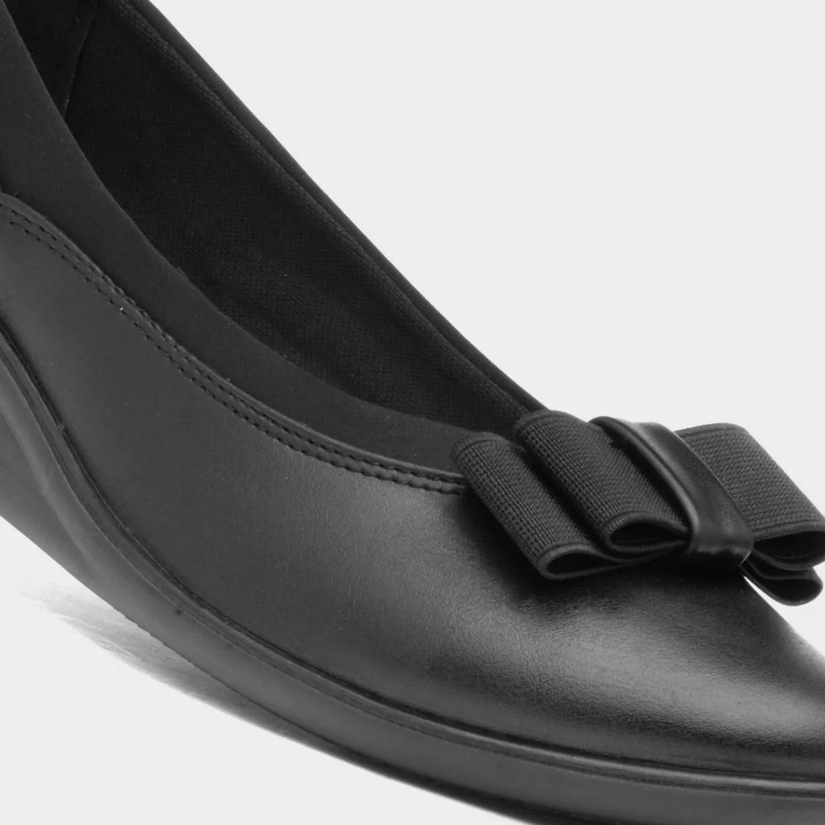 Deacon Womens Black Leather Shoe*Lunar Sale