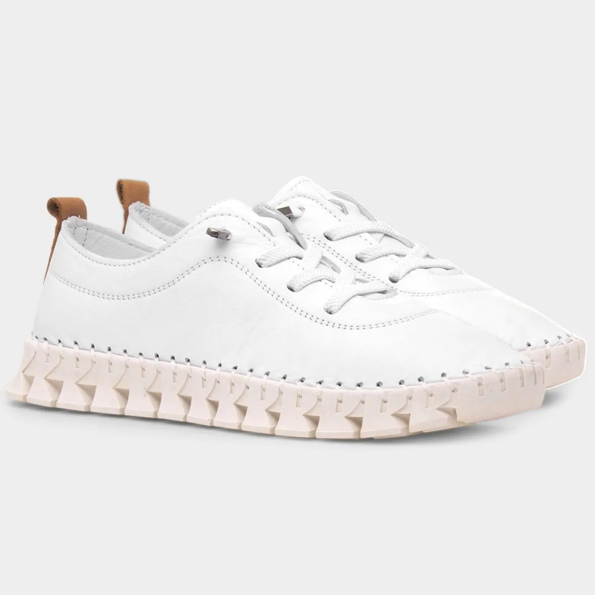 St Austell Womens White Leather Shoe*Lunar Fashion