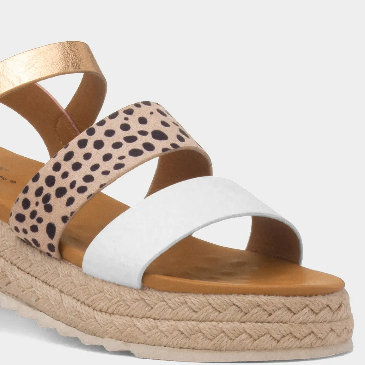 Summer Womens White Buckle Sandal*Lunar Clearance