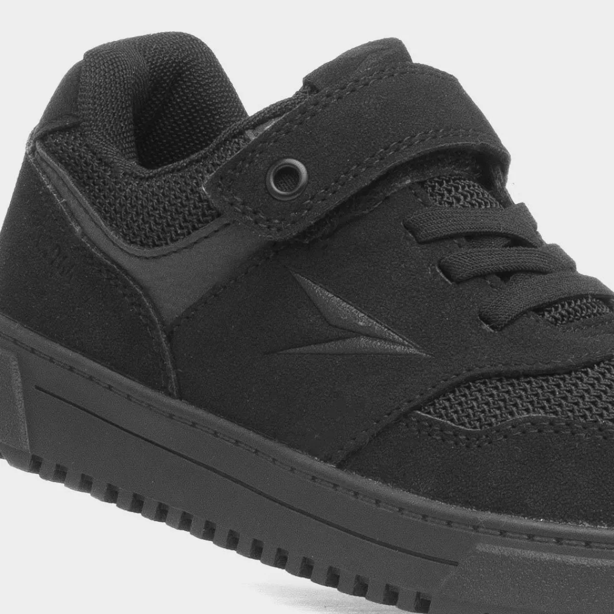Alcaraz Kids Black Mesh Trainer*Osaga Fashion