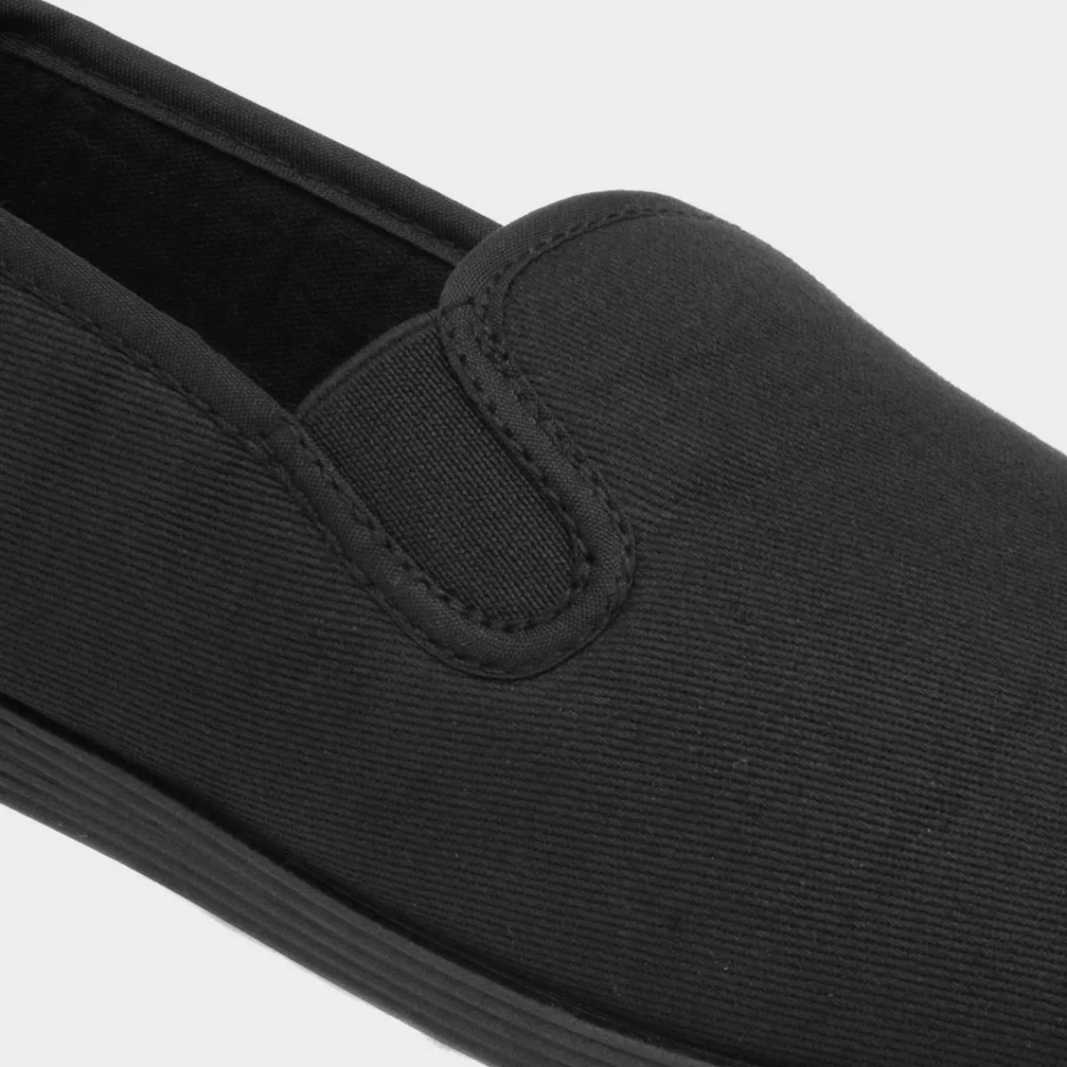 Bamba Womens Slip On Canvas Shoe*Red Fish Fashion