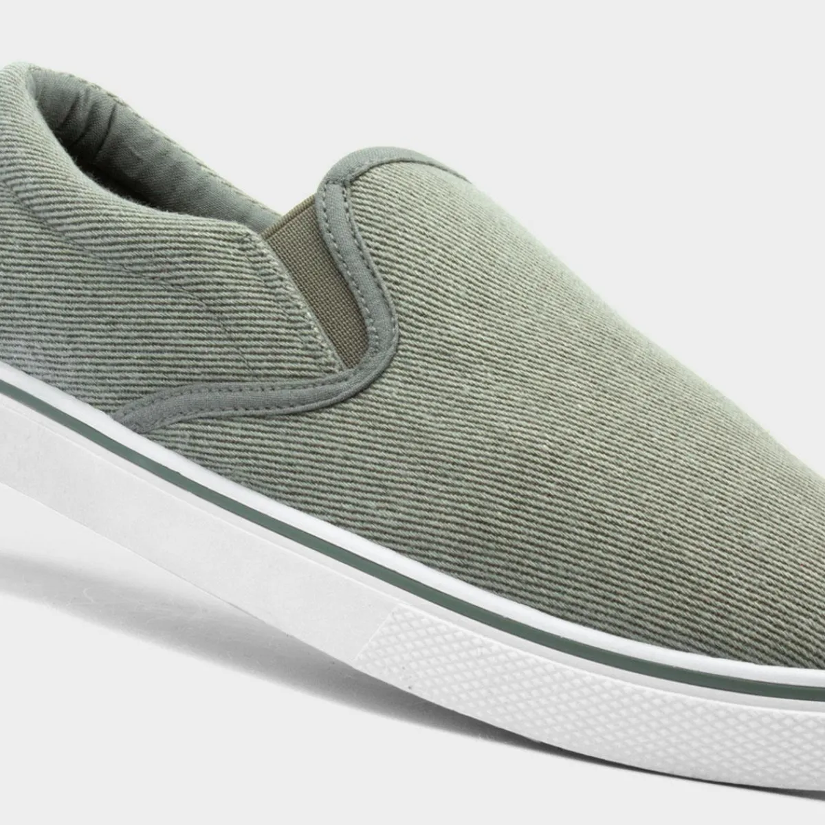 Bryce Mens Khaki Slip On Canvas*Red Fish Clearance