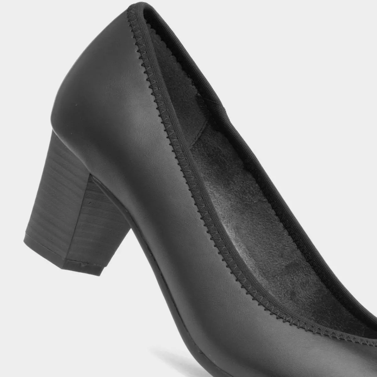Womens Black Court Shoe*Soft Line Fashion