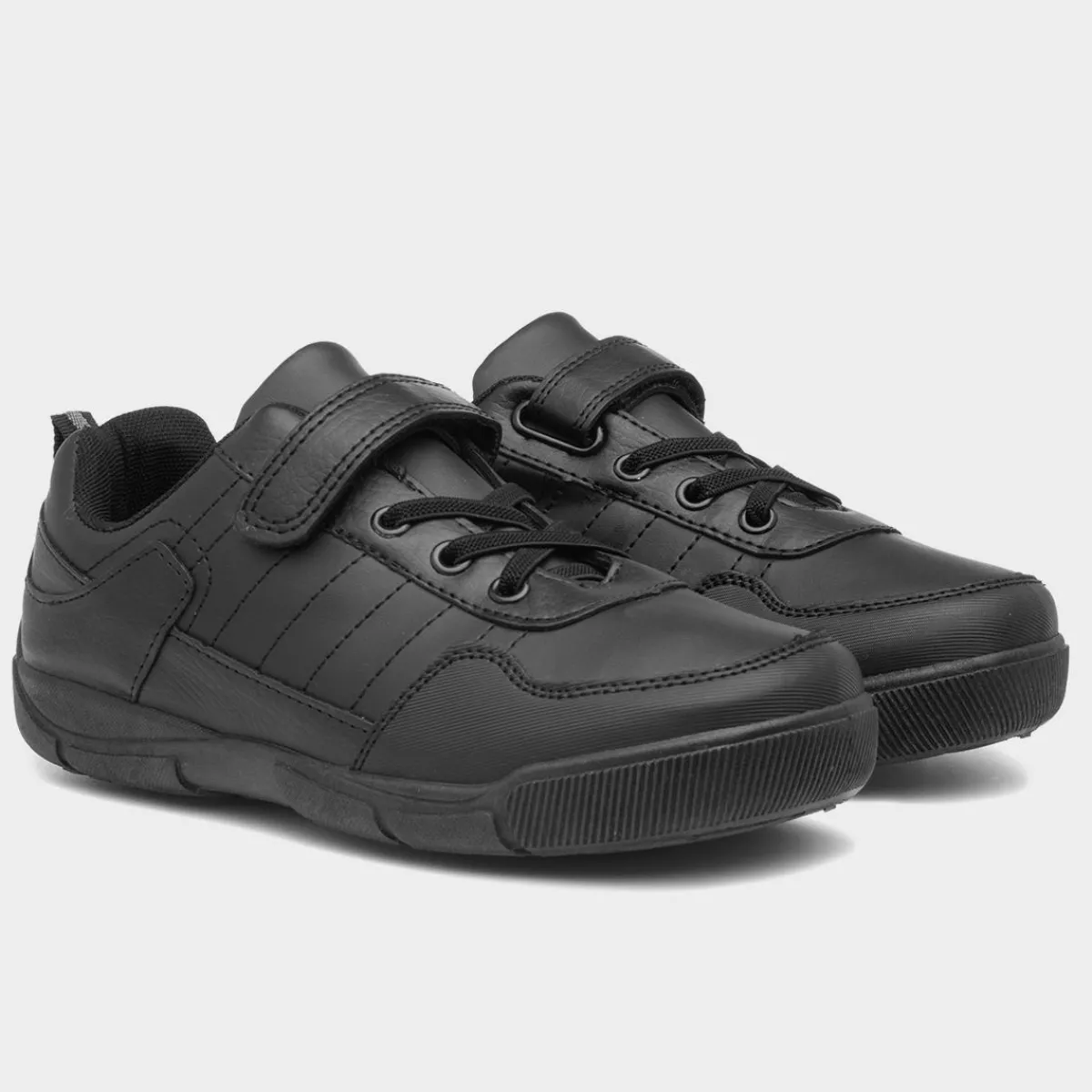Leo Boys Easy Fasten Black Shoe*Trux Clearance