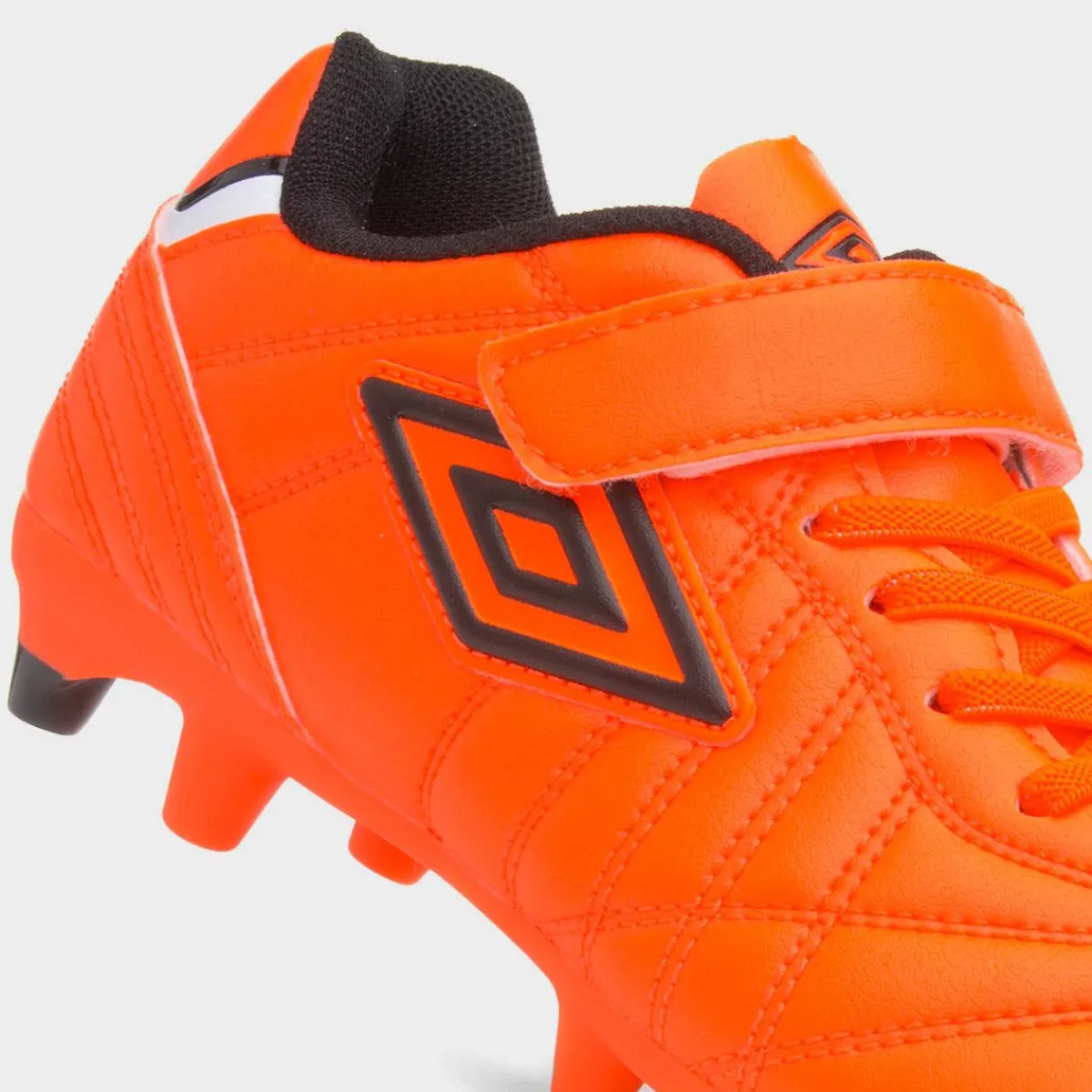 Speciali Liga Jnr Kids Football Boot*Umbro Clearance